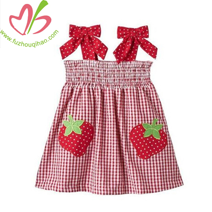 100% Gingham Girl Dress With Strawberry Applique